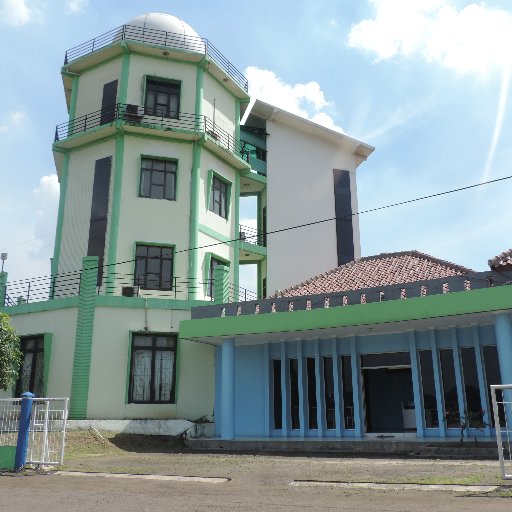Akun Resmi Stageof Tangerang:
Informasi Gempabumi, Tsunami, Kerapatan Petir, Magnetbumi, Tanda Waktu, Terbit & Tenggelam Matahari di Kota Tangerang & sekitarnya