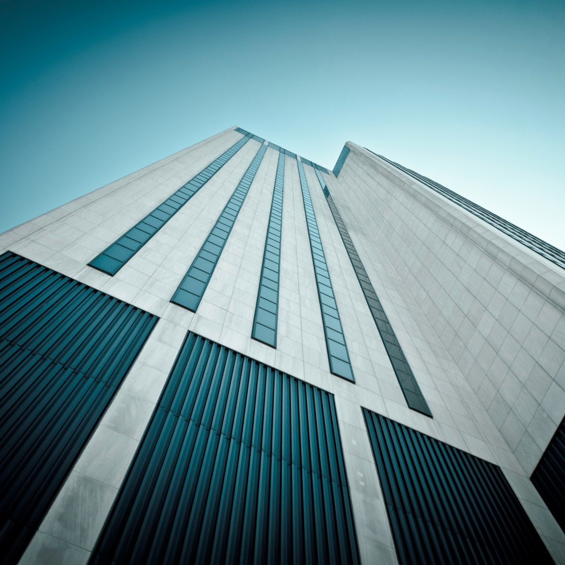 Investments Advisory Company in Real Estate/Corporate Finance.
