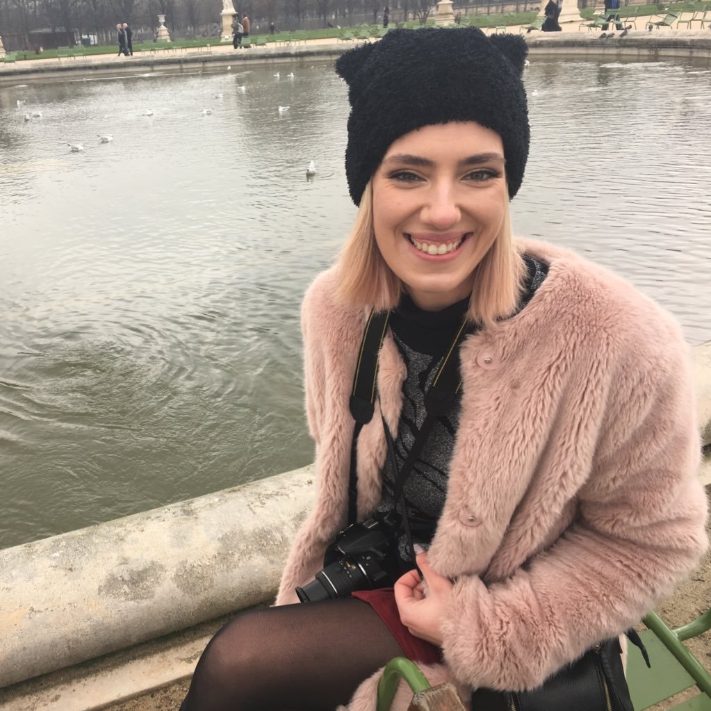 anacatlagoa's profile picture. 🥐🧀🍕🍩