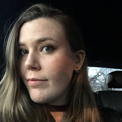 Molly (@MollyDMAD) Twitter