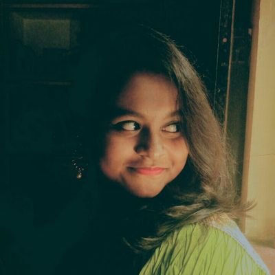 TriyashaMondal's profile picture. Dreamer, art lover, fashionista