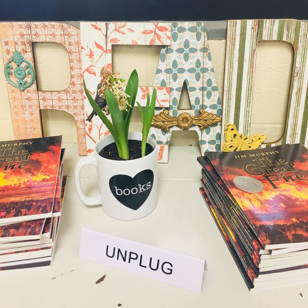 MissLowrieELA's profile picture. 6th and 7th grade Language Arts teacher at the Sherman School 👩🏼‍🏫