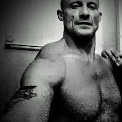 former Marine. looking to have fun real fun....