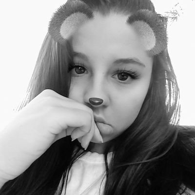 quase 18 👻
gaúcha ❤
sigo de volta😛
face: Mariana flesch
insta: Marih_flesch
snap: marih_flesch