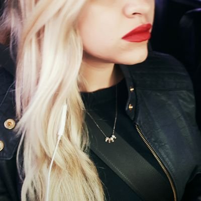 Aninha_Elric's profile picture. Dark and twisty.