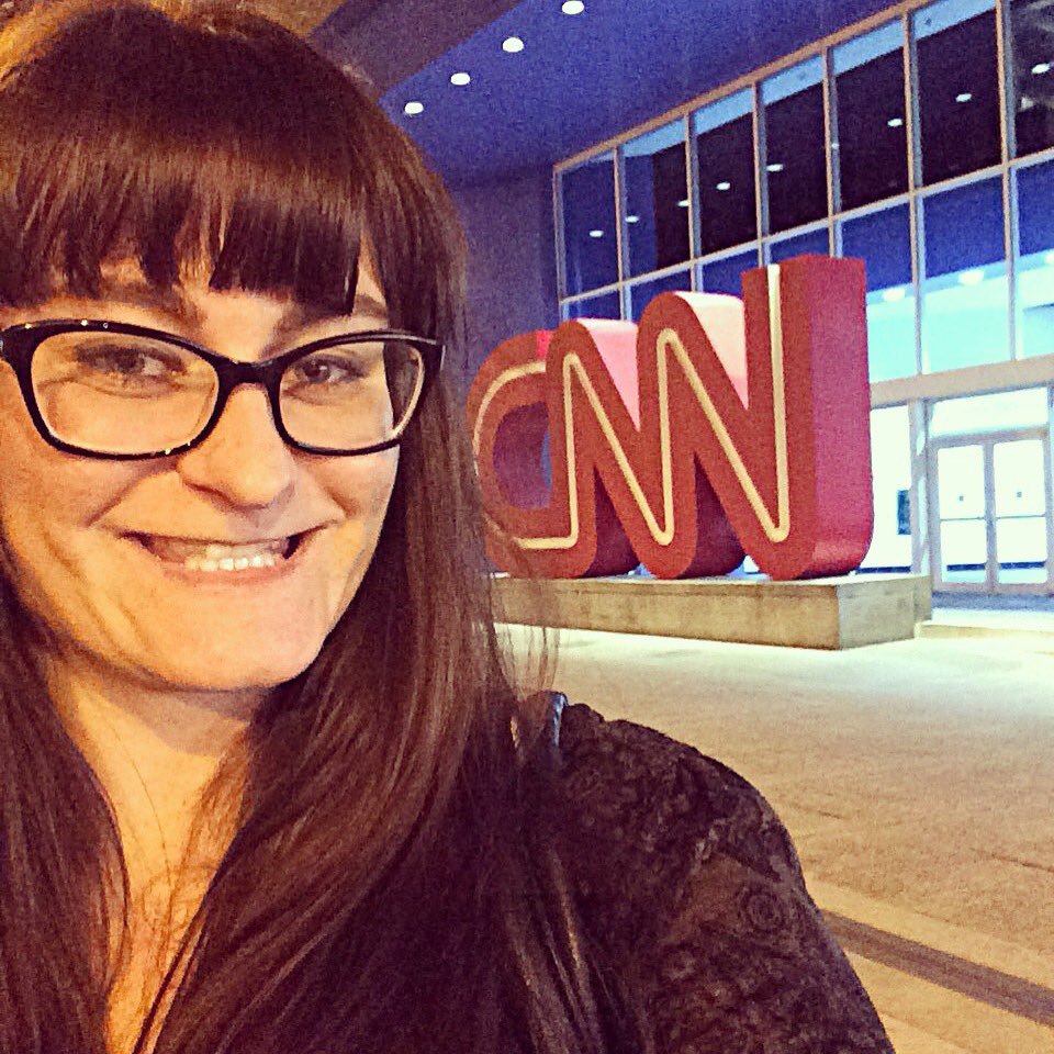 Award Winning International Journalist | Producer for @CNNI | @ColumbiaChi & @CityUniLondon Alumna | Past: @CBSNews @AJEnglish @CBSChicago