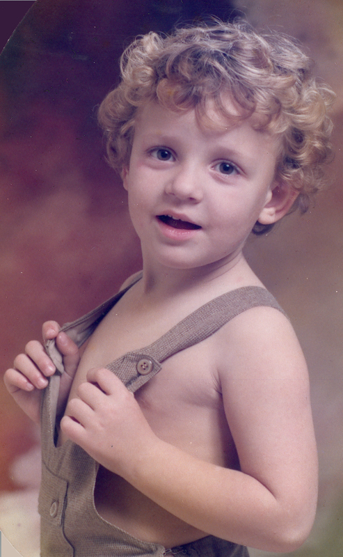 cequelinhos's profile picture. Editor, xornalista, escritor e crítico literario (de Cequeliños, Arbo). Director de @airaeditorial e editor de @biosbardia