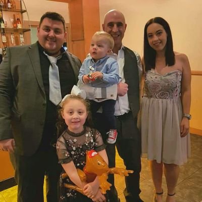 FreddyKruegor's profile picture. Married with 2 children. plasterer. gamer. mufc.