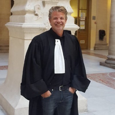 feesh28's profile picture. Le droit mène à tout...