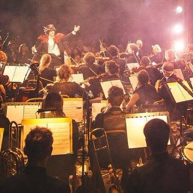 Symphony orchestra specialising in orchestrations of Radiohead, Bowie, Nina Simone and Queen. House band #WildernessFestival. Conducted by @ewan_a_campbell