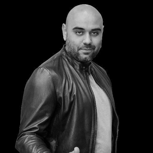 Това съм просто аз, обикновен 30 и кусур годишен мухльо, който обича музика, приятелката си, папкането, абе много неща. И не мразя нищо, просто не харесвам :)