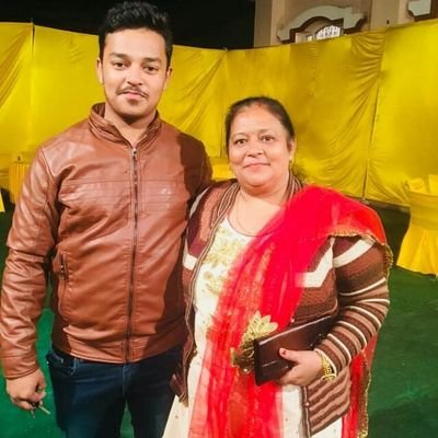 AashishSharma77's profile picture. Contended!