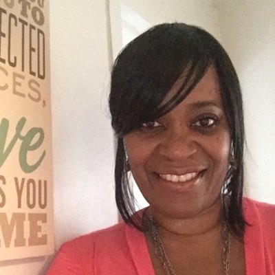 RochelleLLampk1's profile picture. https://t.co/kBGlBQPVyf