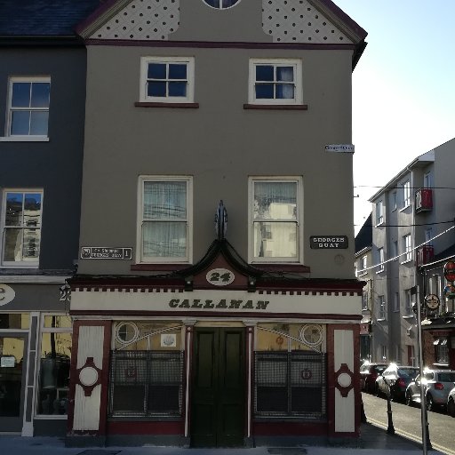 Callanan's is a small family-run pub on Georges Quay stocking a surprisingly wide range of local craft beers and spirits.
Open Tues Thurs by 8 & Fri Sat by 6