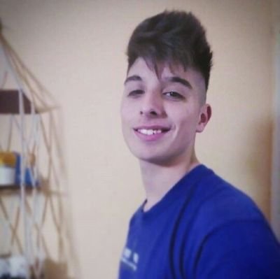 Insta: John.c.5
 // Club Atlético River Plate //

Jugador de la 7ma división ⚽⚽//

“Forget what hurt you, but never forget what it taught you”