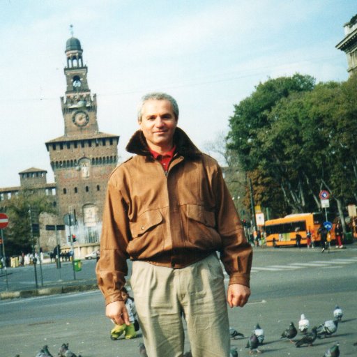 lu8enu's profile picture. 