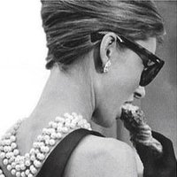 İpek Özel (@ipekozel1) 's Twitter Profile