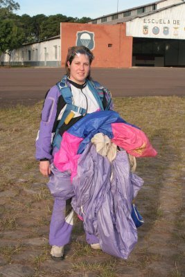 carolrojases's profile picture. twist and shout