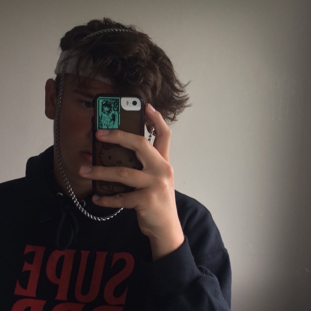 yungfearful's profile picture. ✰yungfearful ✰