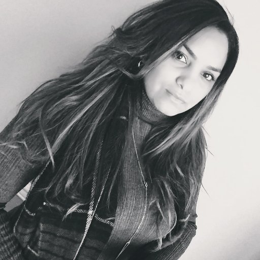 WE RISE BY LIFTING OTHERS! Happy Wife and Proud Mother | Social Networker | Small Business Owner @solangelbellmkt
