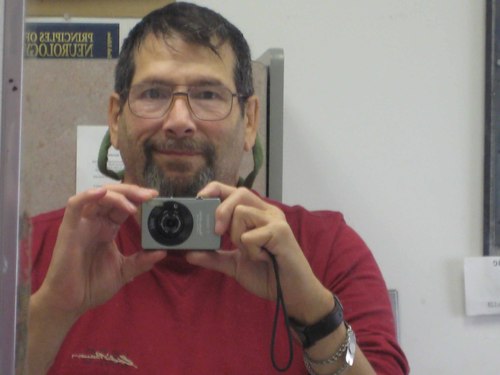 petermuni's profile picture. Ain't life grand?