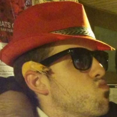 XObanos's profile picture. Soy el 10° dentista, el que no recomendaba colgate.