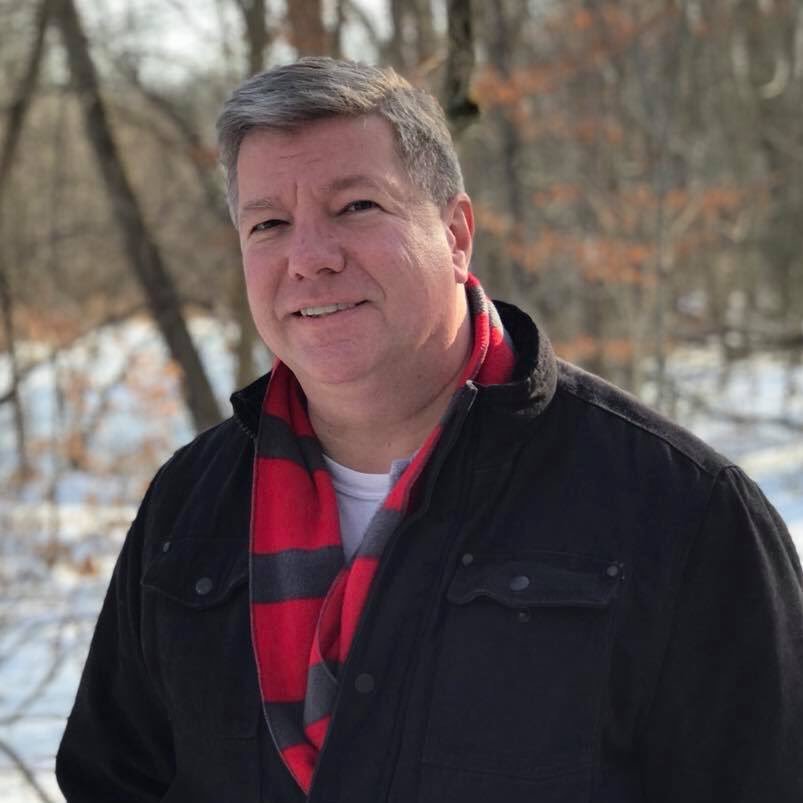 Playwright, 3X Emmy, Kennedy Center Playwriting Award winner. @dramatistsguild @nextstagepress. AVP @kentstate. Former @WKYC anchor, @USARMY Iraq vet, He/Him