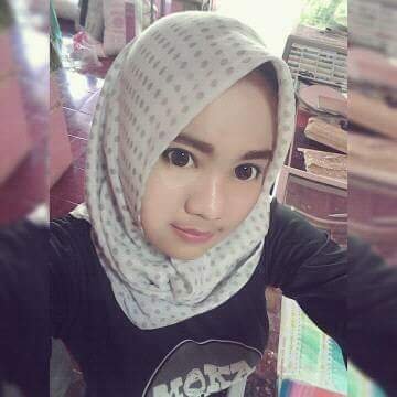 Universitas wahid Hasyim semarang
Email : ernyristy3@gmail.com
Instagram : @Risseptiani