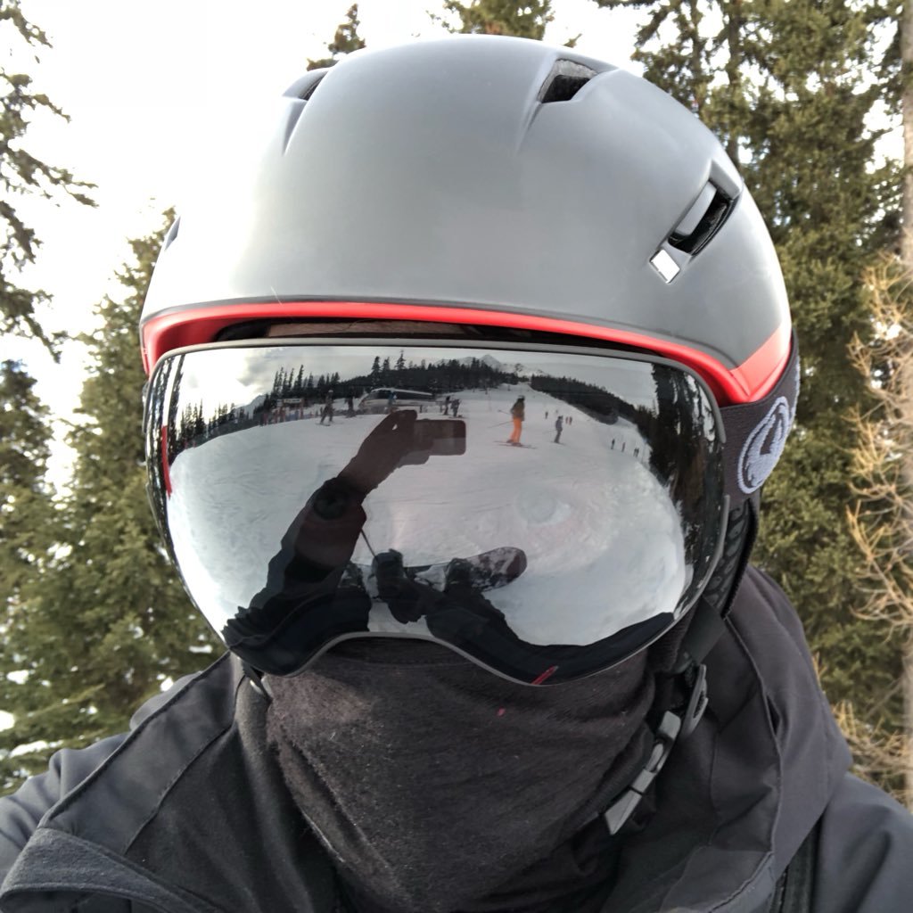 au_anon47's profile picture. #100DaysOfCode Python, CPP, Audio, Gym, Snowboarding