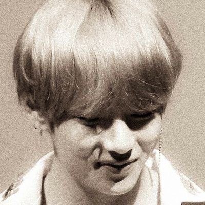 hi, https://t.co/l8EfUd2Qag is the new tumblr of icon and header of bts!! plese, go check it (ā©ĖįµĖā©)d*