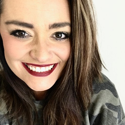 Denver | 🐶mom | 💁🏻girlfriend | educator🍎 | creative entrepreneur✊🏼 | photographer 📷 | graphic designer 💡 | adventurer 🏕|