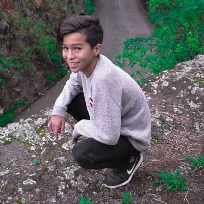 santy_rios12's profile picture. 