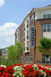 Beautiful upscale apartment community offering urban luxury apartment living located at 2320 Dulles Station Blvd.