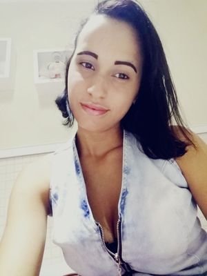 MayraSantos1999's profile picture. Viver o momento pois se deixa pra depois pode ser tarde