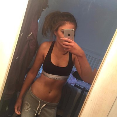 HornyGirlNetx's profile picture. 🎉 dm me for prices of my nudes👅