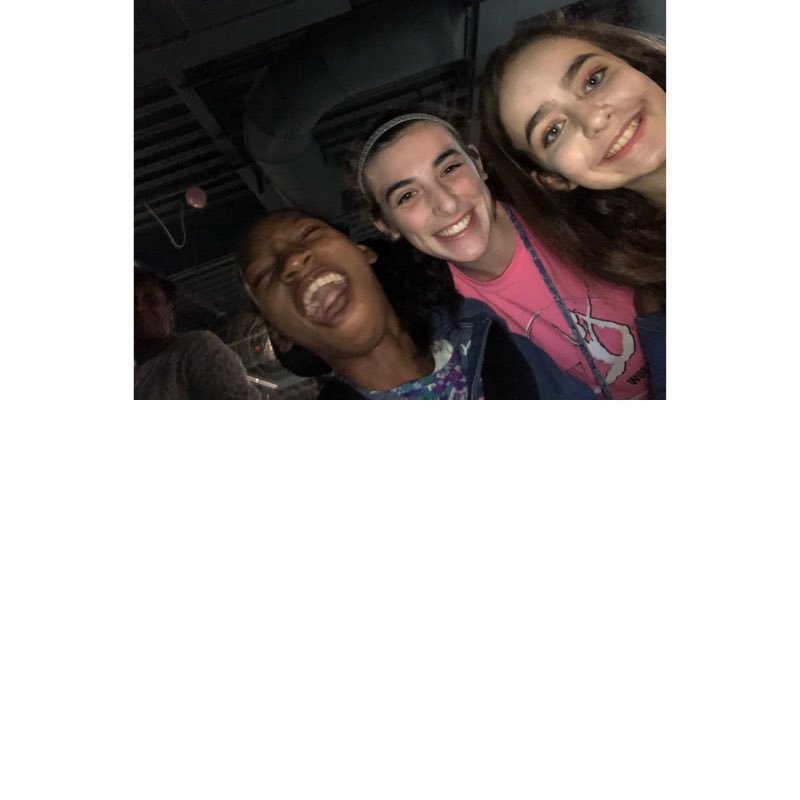 XBtg0cKDgY7Yl8l's profile picture. 