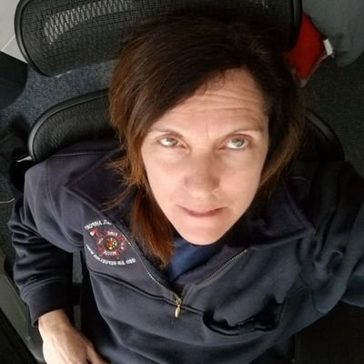Firefighter at 128th ARW ANG FD Supporter of @NFFF_NEWS Love trains, planes,animals, beaches and sunsets
Fly me to the moon