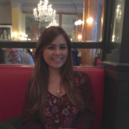 joselynealvar10's profile picture. 