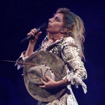 CorKeY_Gagah's profile picture. Girl,where do you think your goin?

@ladygaga

#JOANNE 
#JoanneVibes 
#millionreasons 
#PERFECTILLUSION