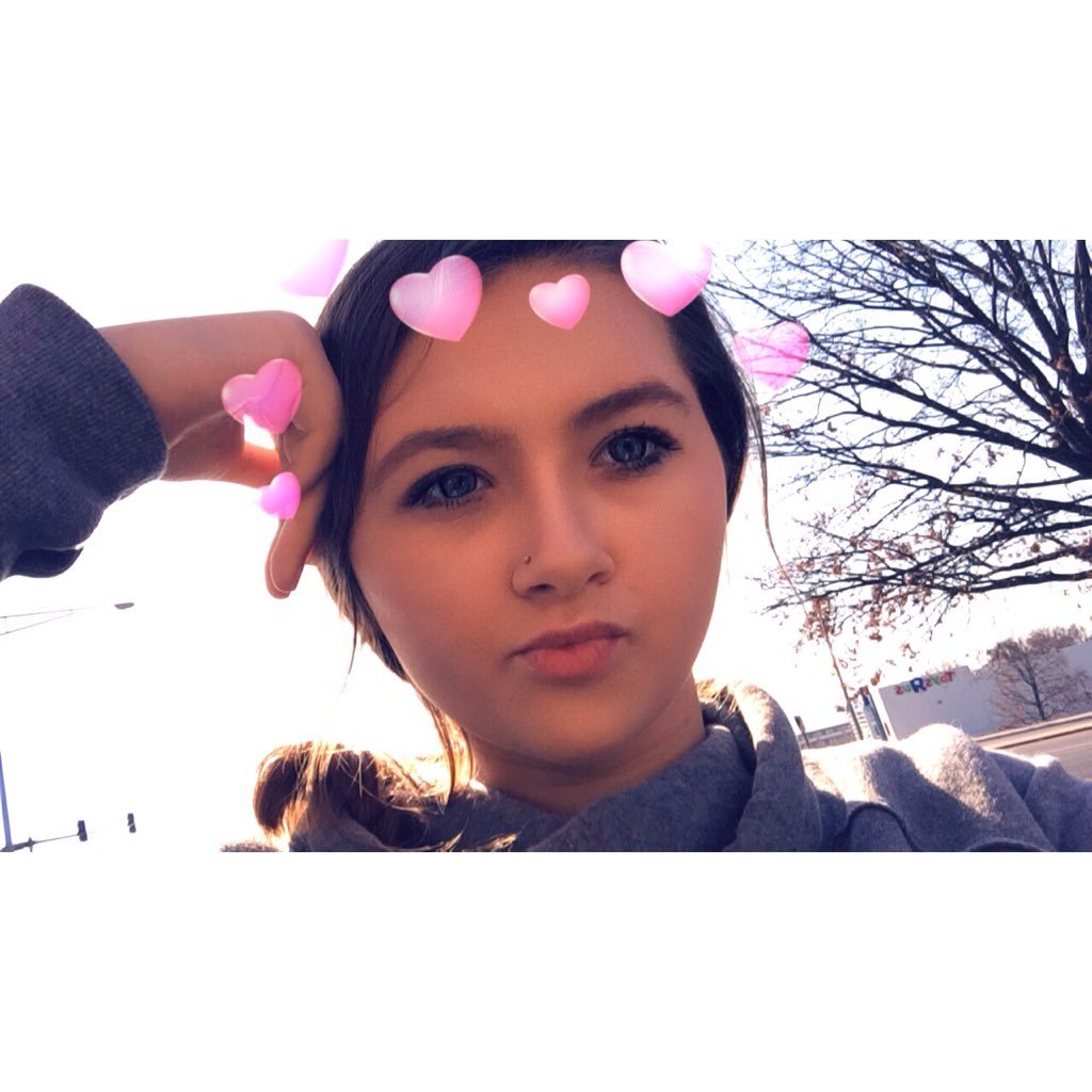 why are you lerking i have a boyfriend boo🤷🏻♀️