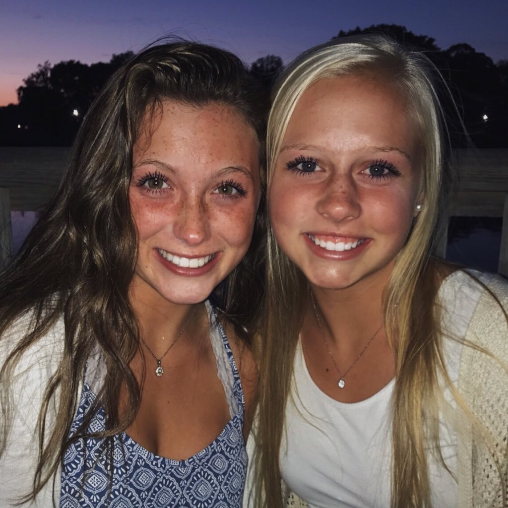 suziermoore's profile picture. LHS19