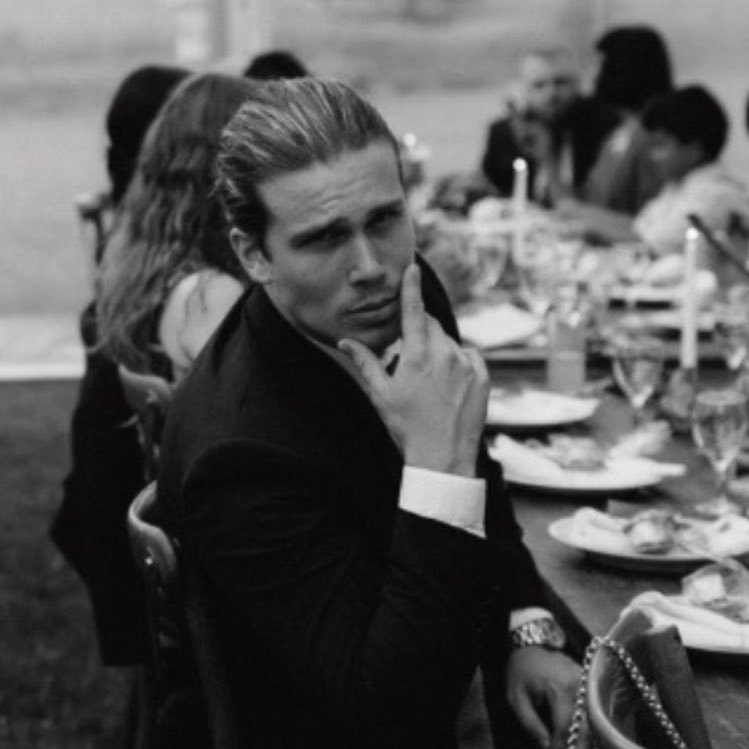 coghlanwill's profile picture. Get it on..