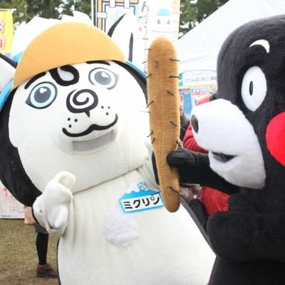 静岡県御殿場市のご当地グルメ「御殿場みくりやそば」の公式キャラクター【ミクリン】     ㊗ゆるキャラ🄬グランプリ2016  総合39位 !!    県内3位の大快挙!!!あなたのそばで振舞隊のオフィシャルアカウントです。