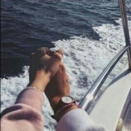 حكايتك بقلبِي طُويله.