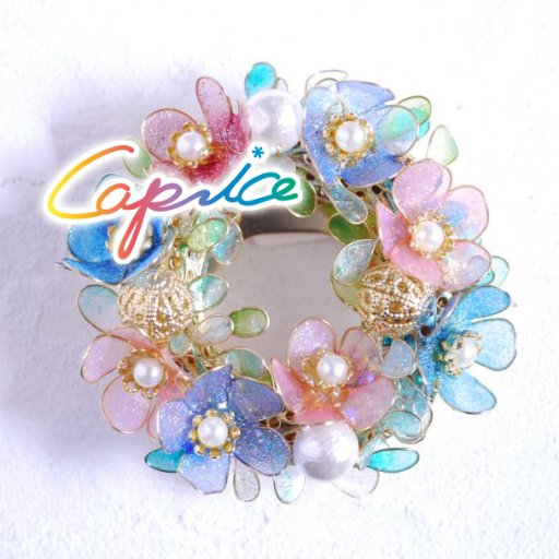 caprice(カプリス) / designer : miki│日常をお花と共に…をテーマにワイヤーとネイルポリッシュなどでお花や生き物のアクセサリーを制作│お問い合わせ、委託、お仕事などはHPから│※写真の無断転載、制作方法等のご質問、模倣等はお断り🙅‍♀️ Reproduction is prohibited.