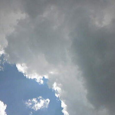 ティチャ 日暮里駅前のよもぎ蒸しかなりいい 熱いからやけどが心配だけど 店の人いわく やけどはない 婦人科とダイエットとビタミンたっぷりと三種類からえらべる 当然婦人科をチョイス 汗ダラダラだけどさっぱりな感覚は効いている感じ