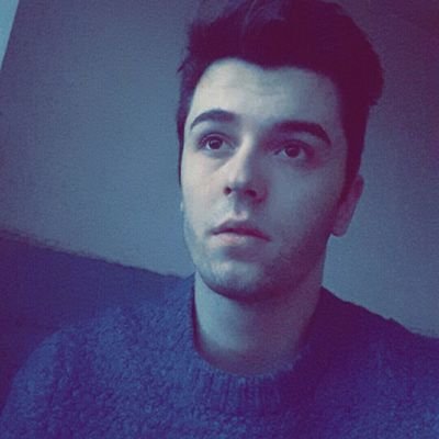 Katra diena ir kā piedzīvojums un twiteris ir tas, kas tos visus patur atmiņā. ;)