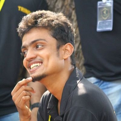 RasisRs's profile picture. 