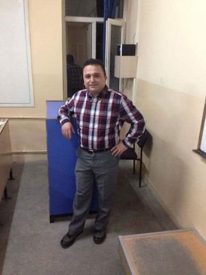 Gazeteci Yazar TV Programı Yapımcısı Uluslararası ilişkiler Uzmanı Edebiyat Öğretmeni Journalist