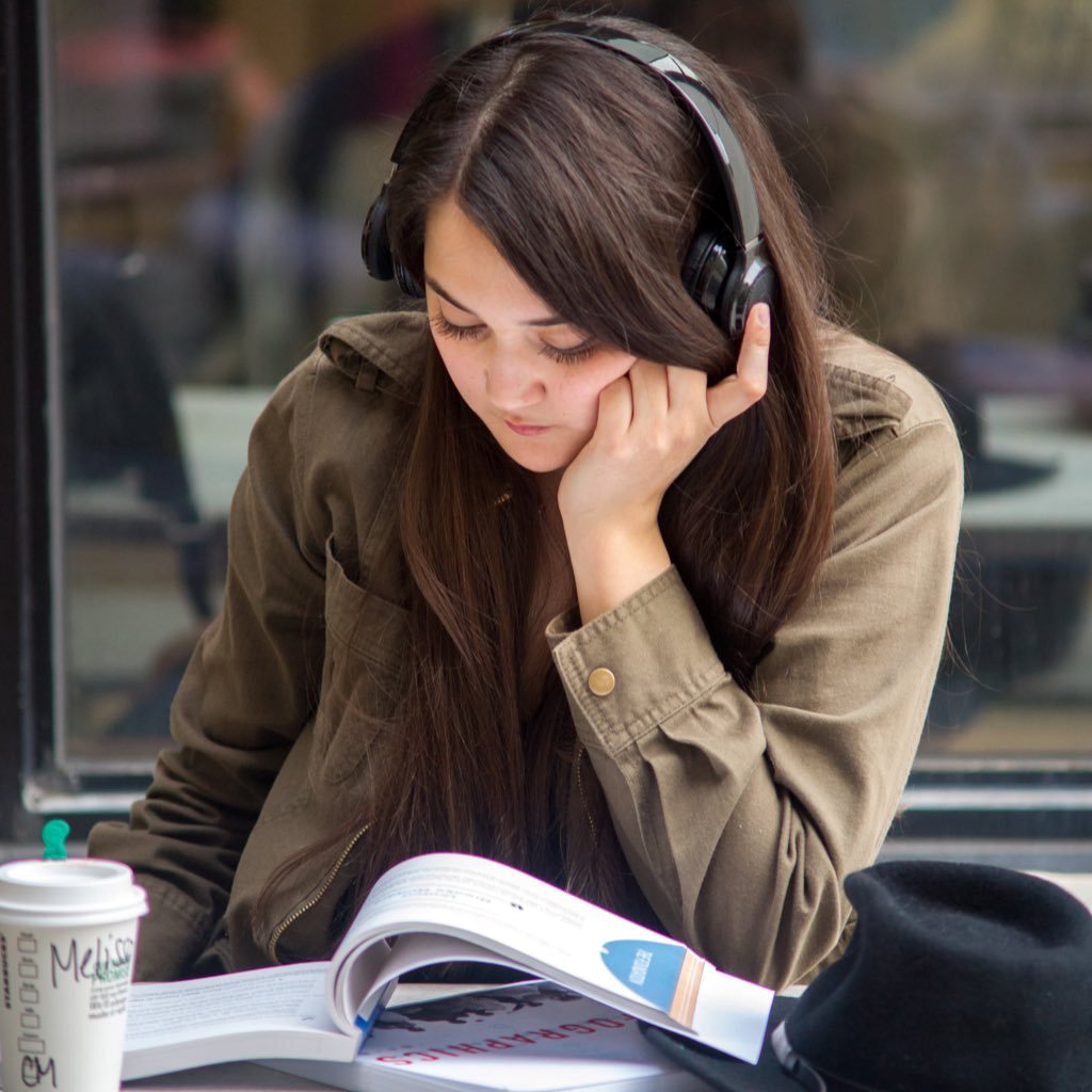 MelissaBango's profile picture. Melissa Bango. 25. Digital Marketer. @dreamweavercomm